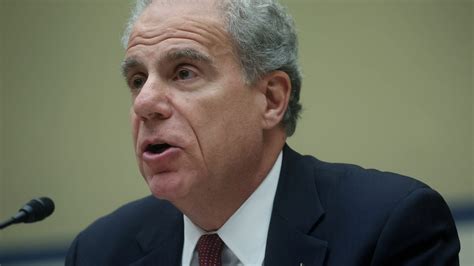 Watchdog criticizes FBI investigation of child sex .